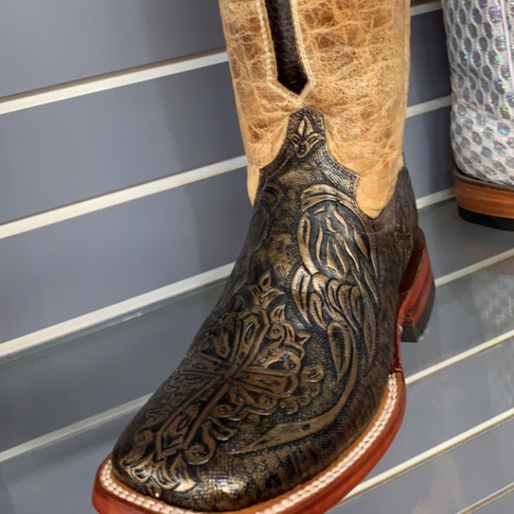 Ferrini women’s gold embossed cross boots